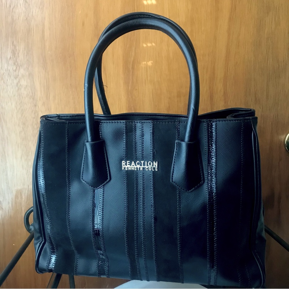 REACTION KENNETH COLE TOTE HANDBAG PURSE NEW!